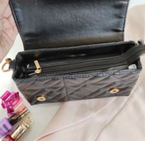 کیف صندوقی زنانه