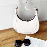 خرید آنلاین کیف هلالی زنانه شیری