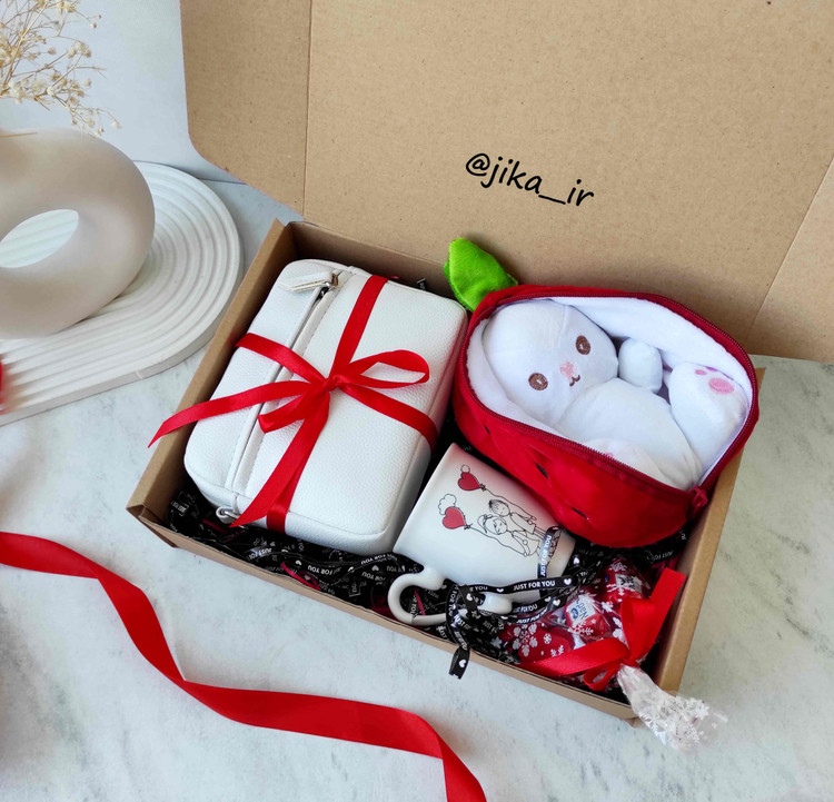 خرید هدیه ولنتاین دخترانه