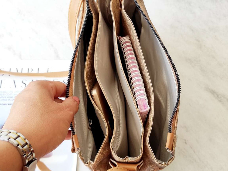 خرید کیف زنانه چند زیپ و جادار مارک ال وی