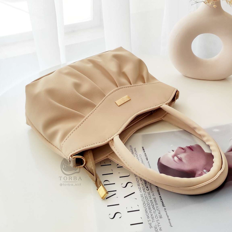 خرید کیف زنانه دستی برای روزمره