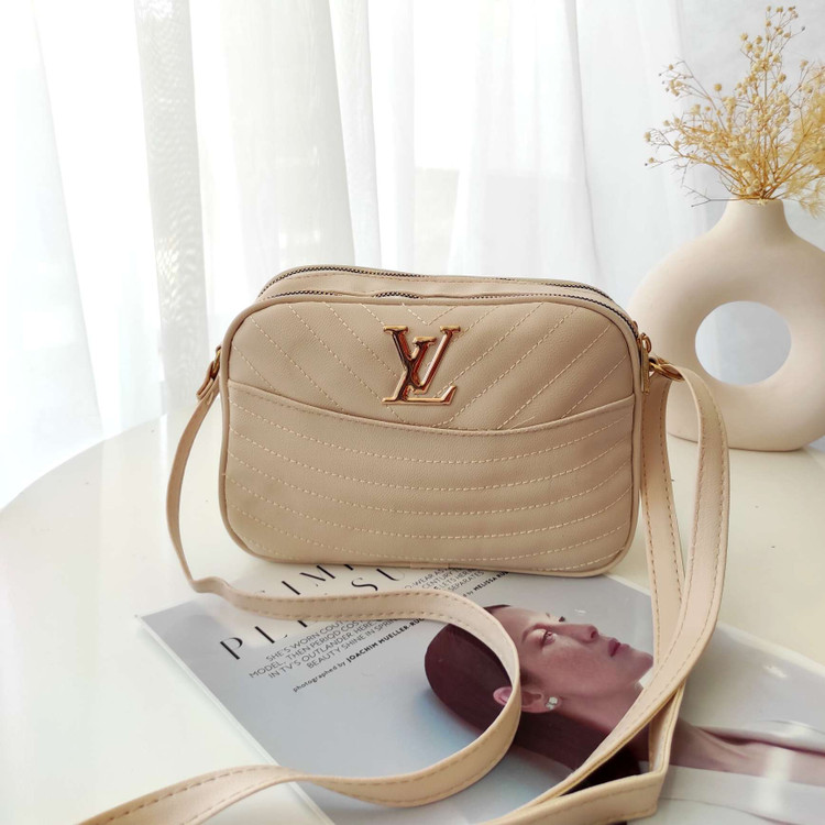 خرید کیف دوشی روزمره