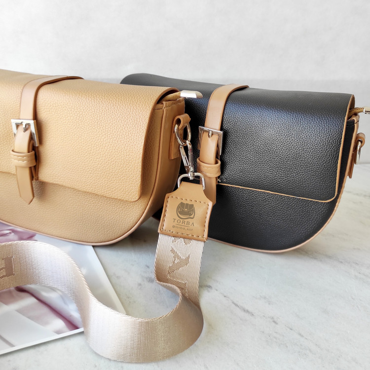 خرید کیف کوچک زنانه با بند پهن اسپورت