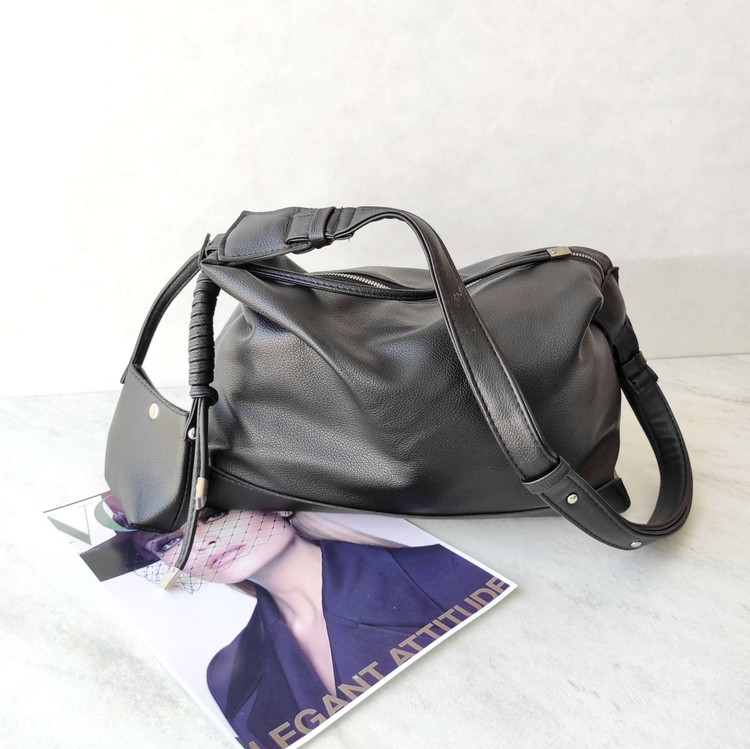 خرید کیف دوشی زنانه مدل لش