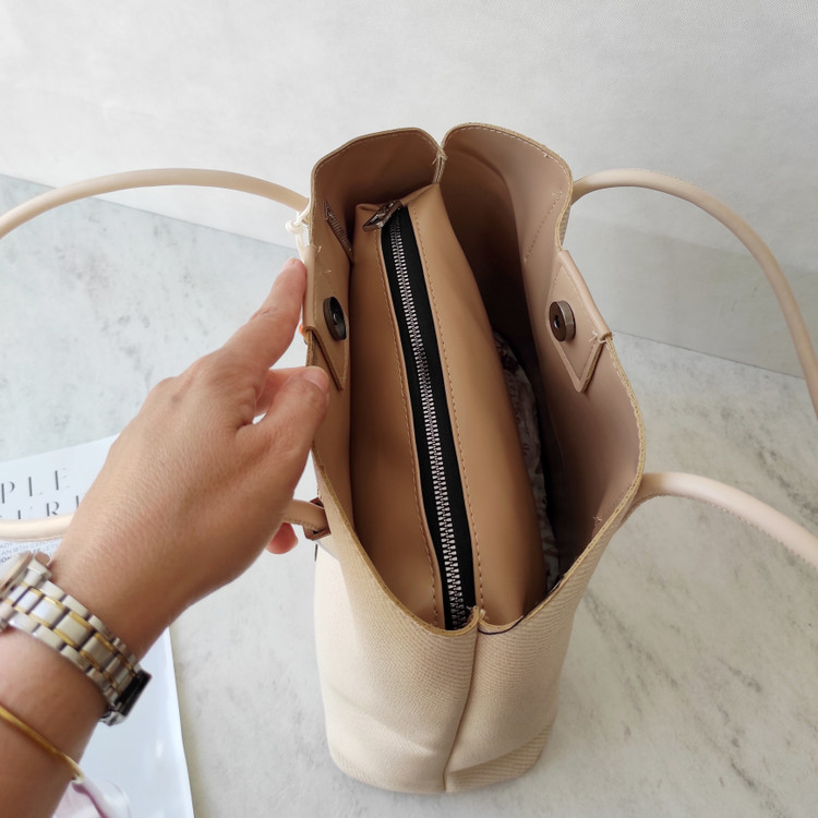 خرید کیف میومیو