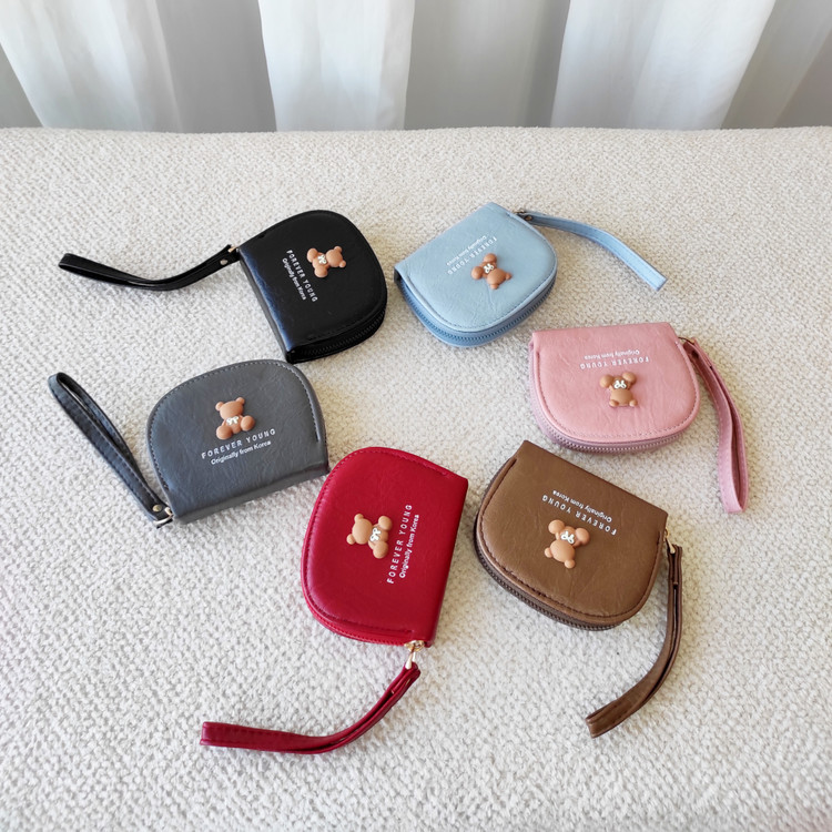 خرید هدیه مناسب برای دختران جوان