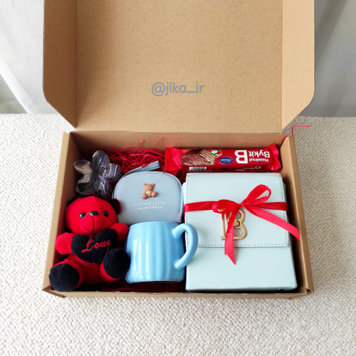خرید پک هدیه آبی برای ولنتاین