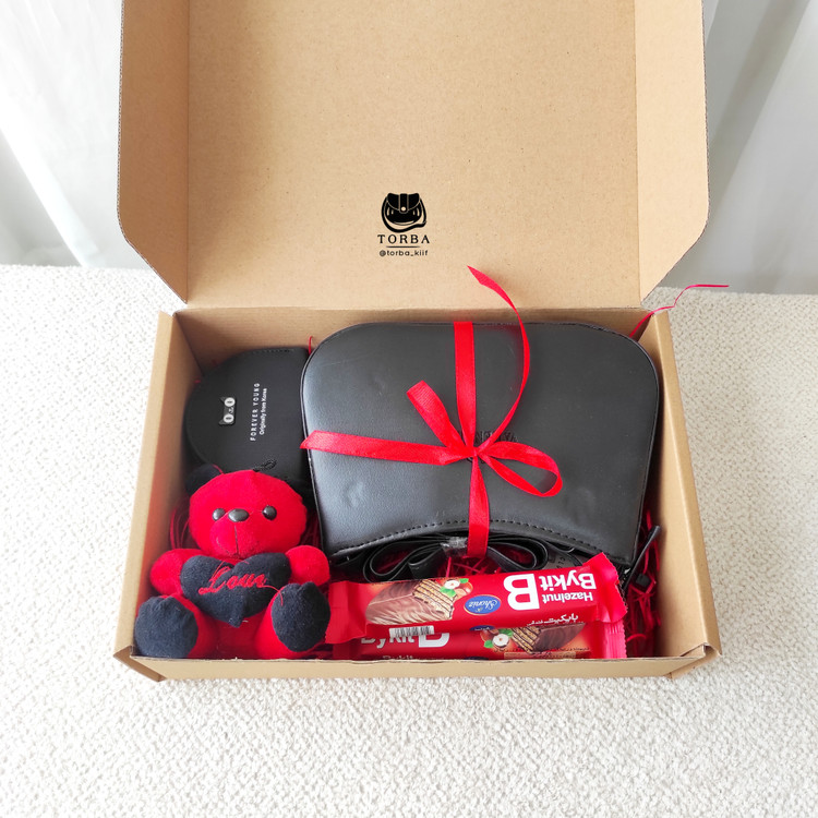 خرید هدیه ولنتاین شیک و خاص دخترانه با قیمت ارزان